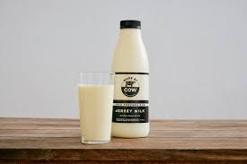 Cold-Pressed-Raw-Milk